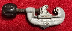 Ridgid 32920 Model 15 Screw Feed Tubing Cutter, 3/16&Prime; To 1-1/8&Prime; Tube Cutter