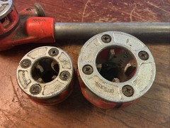 Ridgid OO-R Ratchet Handle With 1/2&rdquo;, 3/4&rdquo; & 1&rdquo; Die Head. (used)