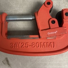 Heavy-Duty Pipe Cutter for 1-3 Inch Diameter &ndash; Perfect for Construction Tasks