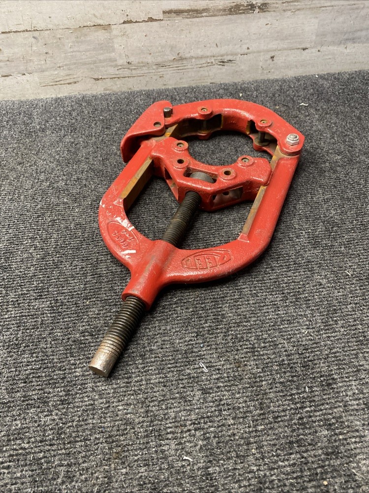 Used REED H-4 HINGED PIPE CUTTER
