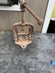 Vintage MARK MFG Co Chicago No. 3 Pipe Vise As Is
