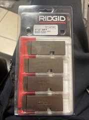 RIDGID 47765 Universal Die Heads &ndash; Silver