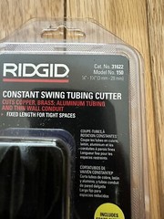2 RIDGID QUICK ACTING TUBE CUTTER 31632 & 1 CONSTANT SWING CUTTER 31622