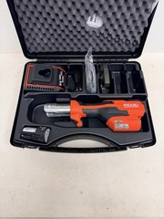 RIDGID RP 115 Mini Press Kit with 1/2&Prime; & 3/4&Prime; ProPress Jaws, Battery, & Charger