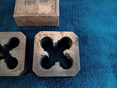 VTG SEARS CRAFTSMAN 5510 1/4-R and 1/2-NPT Plumbing Tool Pipe Dies USA.