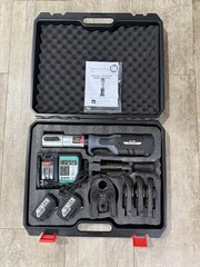 ES-1550 Cordless Hydraulic Pipe Crimping Tool 18V Rechargeable Electric Press