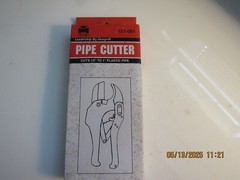 Pipe cutter, plastic pipe 1/2&Prime;to 1&Prime;, new in box
