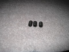 (3) Ridgid 00-R-B Bolt Die Head (3) POINTED SET SCREWS FOR DIE