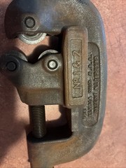 Vintage Ridgid No. 1 & 2 1/8&Prime; to 1 1/4&Prime; Inch Pipe Cutter Rigid