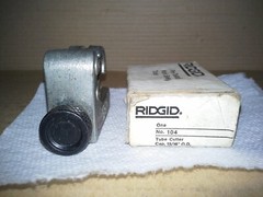 Ridgid No. 104 Tubing Cutter 3/16&Prime; to 15/16&Prime; OD &ndash; 5-24mm w/Box. VGC