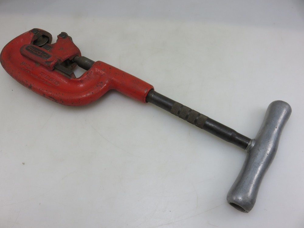 Ridgid Ridge Tool No. 2A 1-2 Heavy Duty Pipe Cutter 1/8&Prime;-2&Prime;
