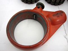 Ridgid Tools No. 12R Manual Ratcheting Pipe Threader & 4 Die Heads Made in USA