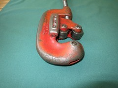 RIDGID No. 1-2 Heavy Duty Pipe Cutter Tool 1/8 To 1 1/4 Trademark Ridge Tool Co