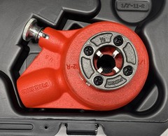 Ridgid Exposed Ratchet Pipe Threader Set 1/2&Prime;-2&Prime; Capacity 12-R 36475