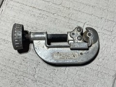 General Tools No.120 Screw Metal Pipe Tubing Conduit Cutter 1/8&Prime; to 1-1/8 OD #2
