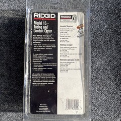 RIDGID Model 15 Screw Feed Tubing and Conduit Cutter &ndash; 32920