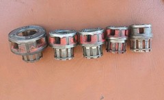 Ridgid 00-R Ratcheting Pipe Threading Tool W/5 Dies 1/4&rdquo; 3/8&Prime; 1/2&rdquo; 3/4&rdquo; 1&Prime; USA
