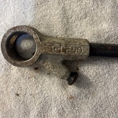 Toledo 00 Ratcheting Head Pipe Threader with Handle and Left Hand Thread 3/4 Die