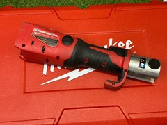 Milwaukee 2922-22 M18 FORCE LOGIC One Key Copper Press Tool Kit With CTS Jaws
