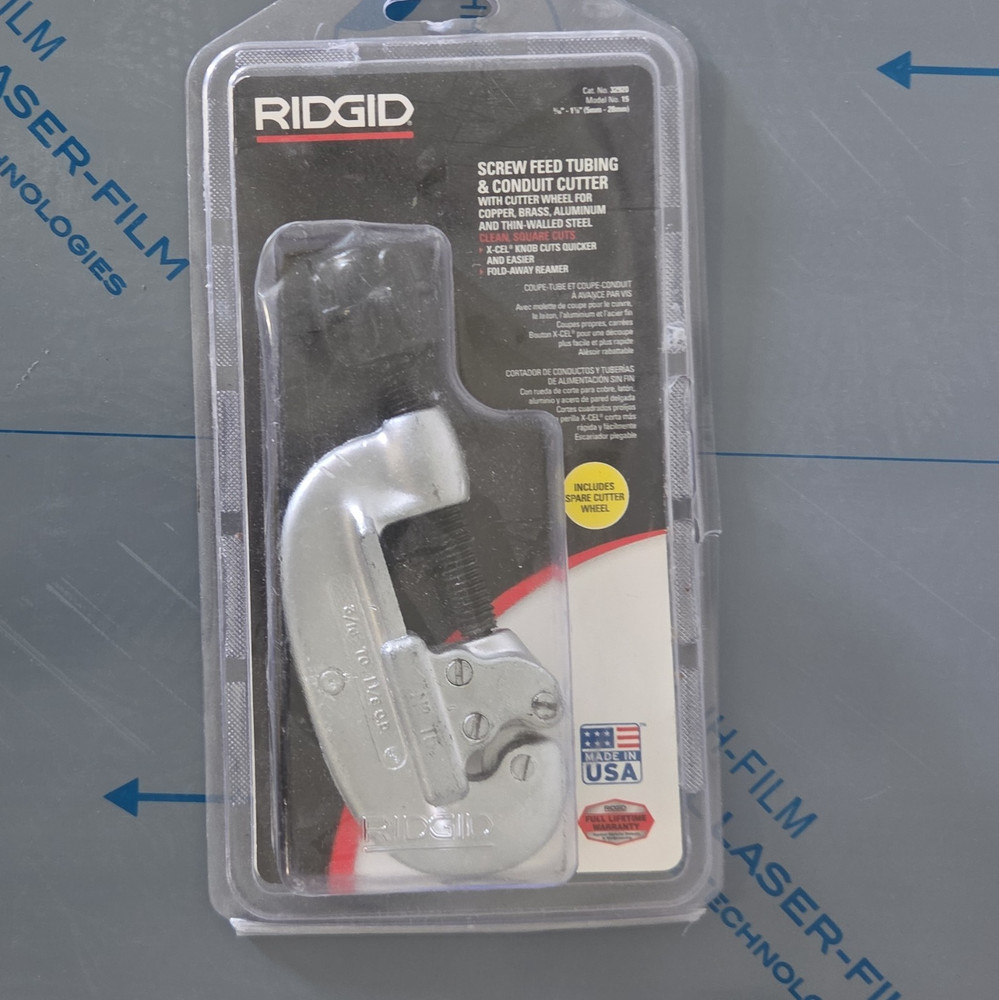 RIDGID No. 15 Screw Feed Tubing & Conduit Cutter 1/8-1 1/8 in MPN 32920
