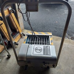 Stand on sole cleaning machine GS-313 SUS
