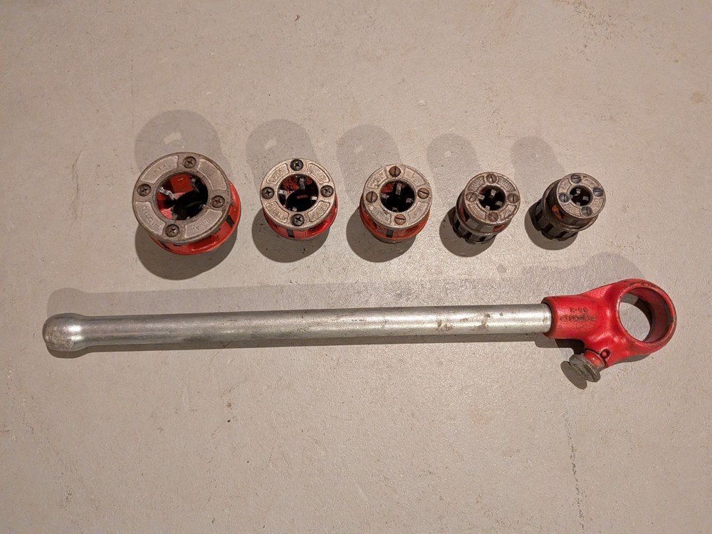 Ridgid 00-R Ratchet and 1/8&Prime;, 1/4&Prime;, 1/2&Prime;, 3/4&Prime;, 1&Prime; Dies