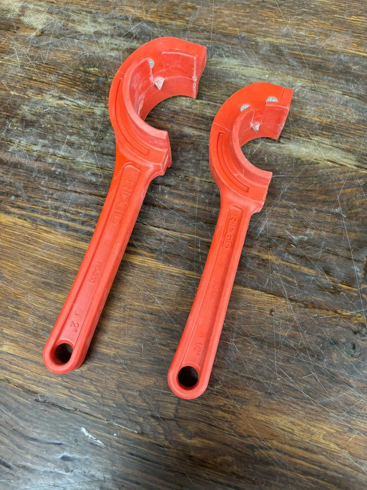 LOT OF 2 RIDGID Model FC-150 1.5&rdquo; & FC-200 2&Prime; Foam Core pipe Cutter IN GOOD COND