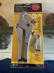 General 119 Ratchet Pipe Cutter for Plastic Pipe & Hose, 1/4&ndash;1-5/8 in