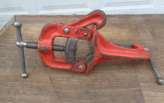 RIDGID No. 38 Portable Clamp On Pipe Vise 1/8&Prime; to 2&Prime; Capacity Ridgid