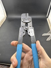 SHARKBITE PEX CLAMP PINCHER TOOL ASTM F 2098 #865895