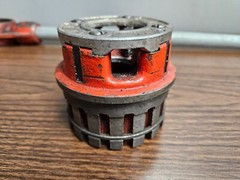 Ridgid D-286 12-R Manual ratcheting Pipe Threader w/ 3 Dies 1/2&Prime; 3/4&Prime; & 1&Prime;