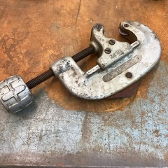 RIDGID No. 20 &ndash; 5/8 inch to 2-1/8 inches Pipe Cutter