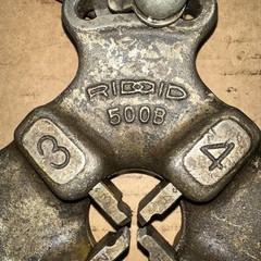 RIDGID BOLT DIE HEAD 500B Bolt with 3/8 X 16 UNC Dies