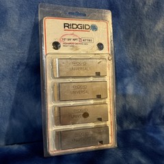 RIDGID 47785 Stainless Pipe Dies 1/2&Prime;-3/4&Prime; NPT High Speed Universal (LA67S)