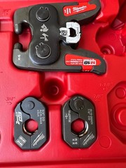 Milwaukee M18 49-16-2661ZX 1/4&Prime;-7/8&Prime; ZoomLock MAX HVAC Pivoting Press Ring Kit
