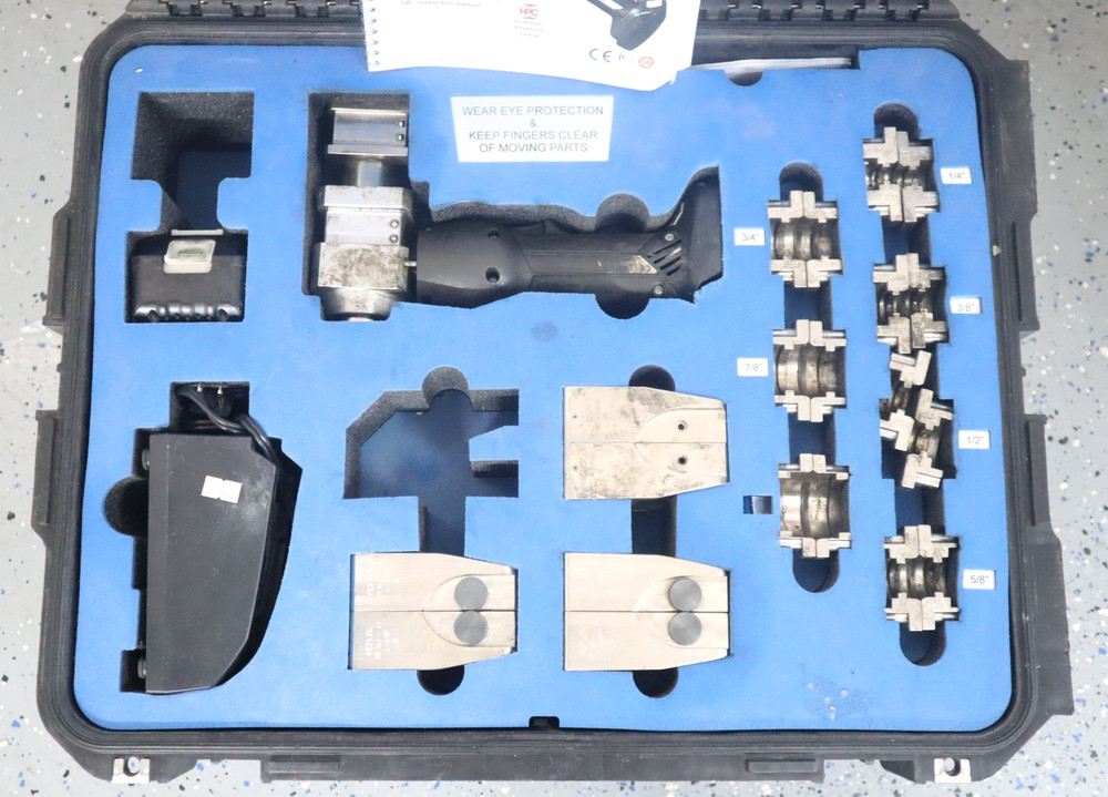 Klauke Reflok TuffLok MAPAX4L Battery Operated Axial Press Tool w/Jaws & Case
