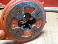 Ridgid Pipe Threader 1-2&Prime; , No. 65-R