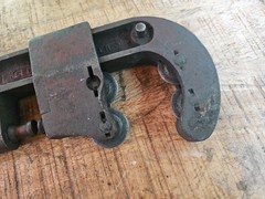 Vintage Reed mfg Co No. 2-4 Cuts 1/2&Prime; To 2&Prime; Pipe. 4 Wheel Cutter USA