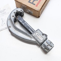 Ridgid #152 Pipe Cutter 1/4&Prime; to 2-5/8&Prime;
