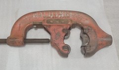 RIDGID 2 in. to 4 in. Model 44-S Heavy-Duty Pipe Cutter 4-S