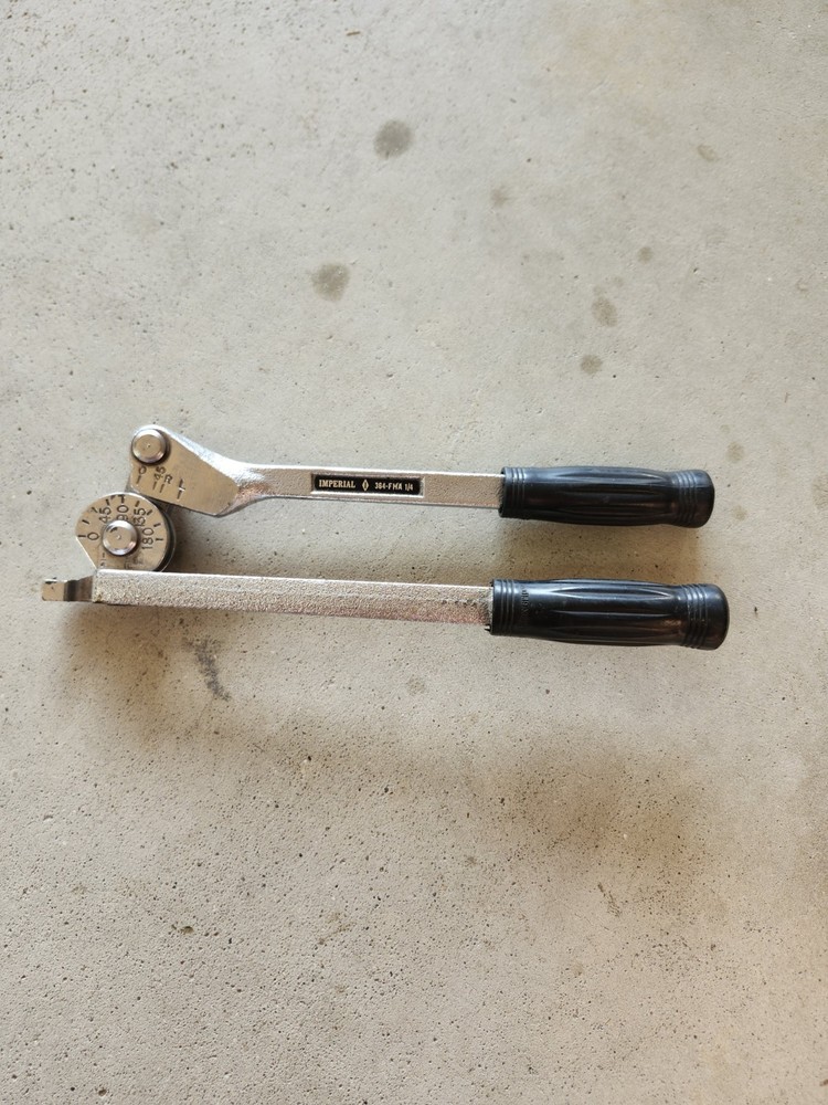 Gould Imperial USA 1/4&Prime; OD Tubing Hand Tube Bender 9/16&Prime; Radius 364 &ndash; FHA