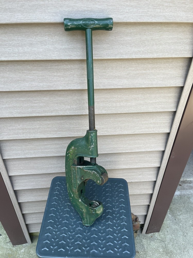 Ridgid No. 3 Heavy Duty Pipe Cutter. Cuts 1&Prime;-3&Prime; Steel Pipe&nbsp;Vintage