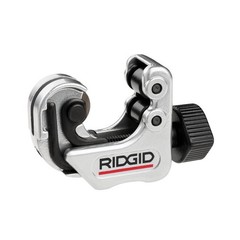 RIDGID Model 118 2-in-1 Close Quarters AUTOFEED Cutter with Ratchet Handle &ndash;