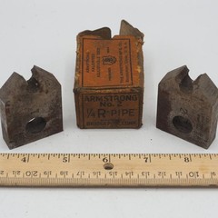 Armstrong Bros. Adjustable Dies for Pipe No.2 Size 1/4&Prime;