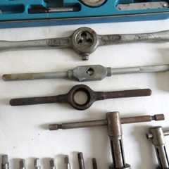 Large Lot of 117 Vintage Tap Die Pipe Threader Machinist Threading Tools