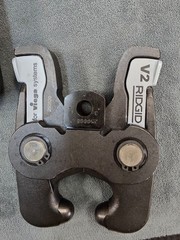 Ridgid 1-1/2 in. to 2 in. Standard ProPress Ring Kit, V2 Ring Actuator and Carry