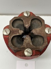 Reed 1S-1/4&rdquo;-18 NPT Die with Ratchet Die Head Pipe Threading Threader