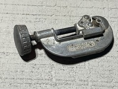 General Tools No.120 Screw Metal Pipe Tubing Conduit Cutter 1/8&Prime; to 1-1/8 OD #2