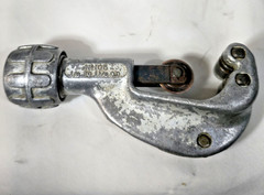 Ridgid Model No. 150 1/8&Prime; OD to 1-1/8&Prime; OD Constant Swing Tubing Tube Cutter
