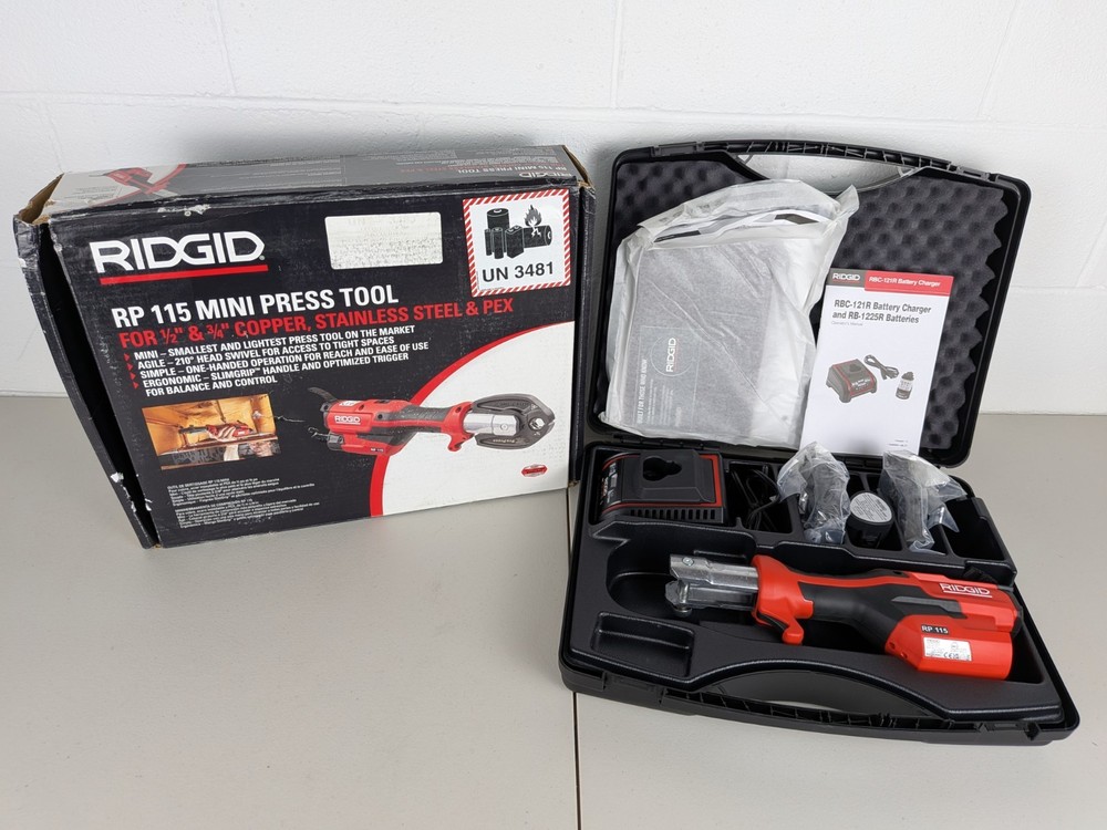 RIDGID RP 115 Mini Press Tool Kit 1/2 in to 3/4 Copper Stainless and 1 Battery